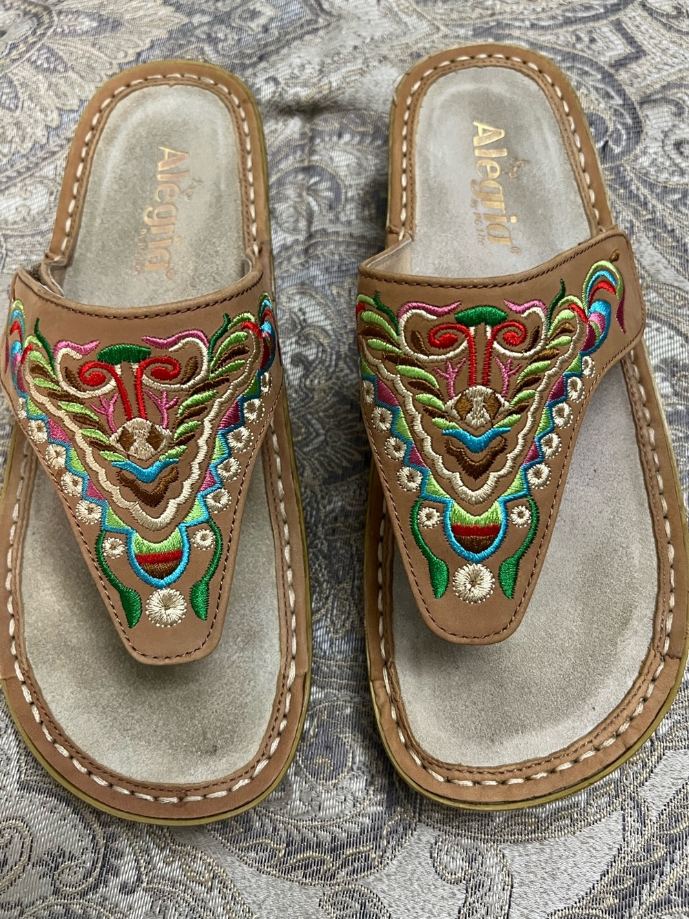 Alegria Vanessa sandals in "Chrysalis Cognac", colored embroidered leather upper